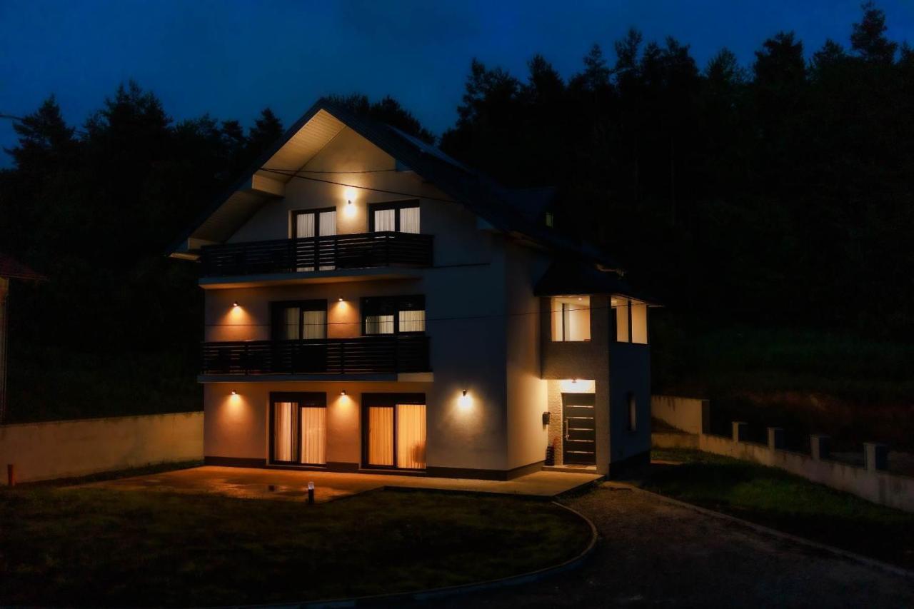 גרבובץ Villa Elena מראה חיצוני תמונה