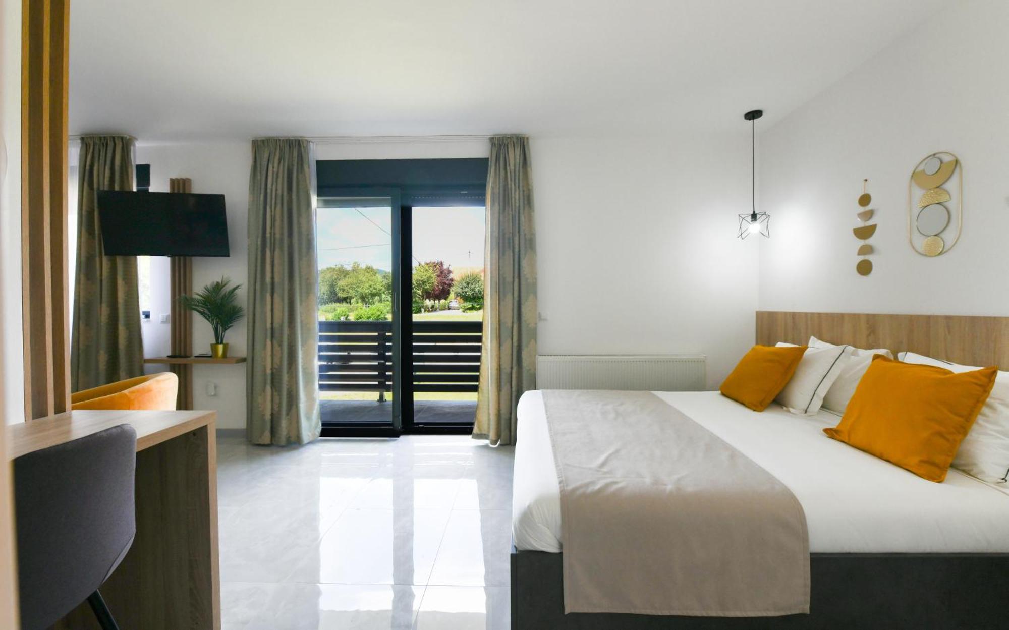 גרבובץ Villa Elena מראה חיצוני תמונה